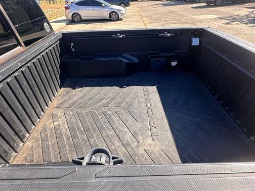 2016 Toyota Tacoma TRD Sport