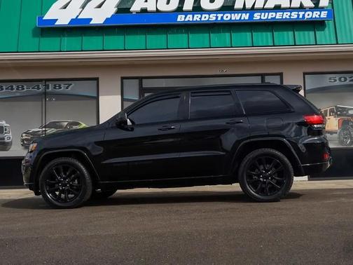 2017 Jeep Grand Cherokee Altitude