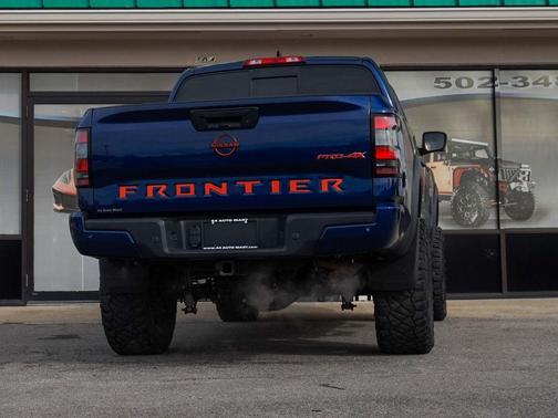 2022 Nissan Frontier PRO-4X