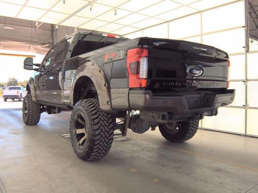 2017 Ford F-250 Lariat