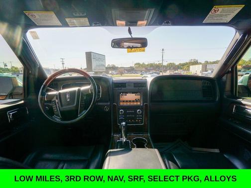 2017 Lincoln Navigator Select
