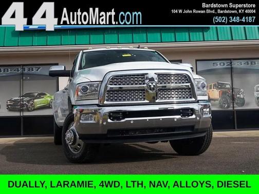 2017 RAM 3500 Laramie Crew Cab 4x4 8' Box
