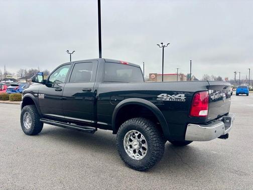 2018 RAM 2500 Tradesman Crew Cab 4x4 6'4' Box