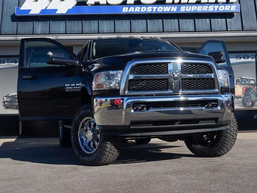 2018 RAM 2500 Tradesman Crew Cab 4x4 6'4' Box