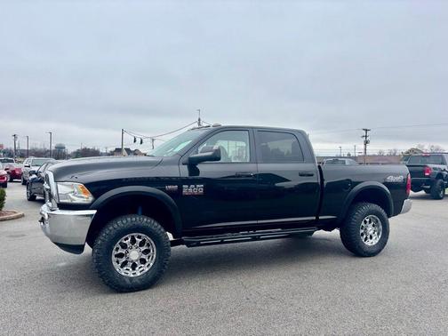 2018 RAM 2500 Tradesman Crew Cab 4x4 6'4' Box