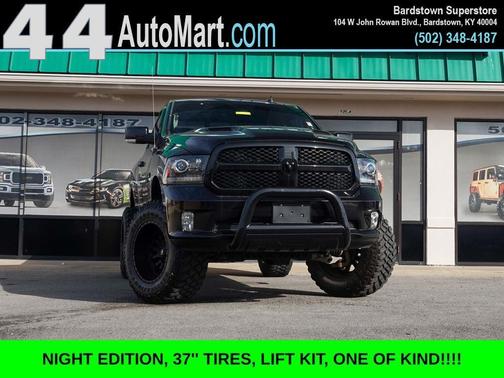 2017 RAM 1500 Night Regular Cab 4x4 6'4' Box