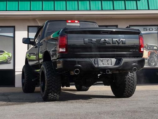 2017 RAM 1500 Night Regular Cab 4x4 6'4' Box