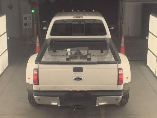 2016 Ford F-350 Lariat