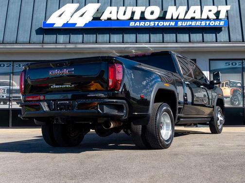 2023 GMC Sierra 3500 Denali