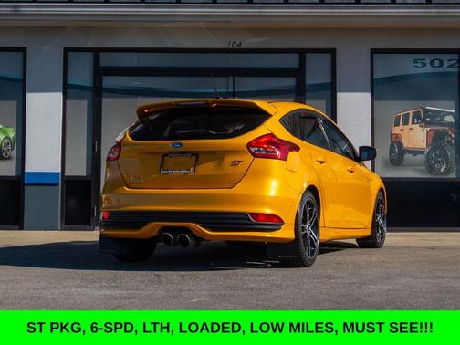 2016 Ford Focus ST ST