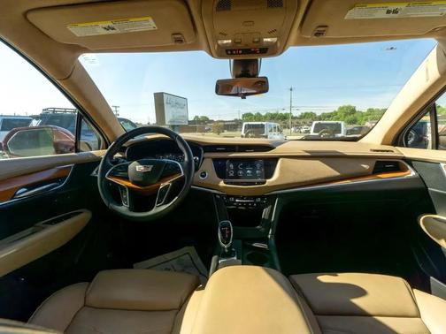 2017 Cadillac XT5 Platinum