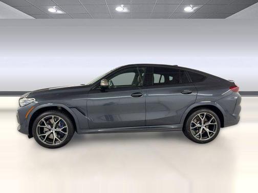 2022 BMW X6 M50i