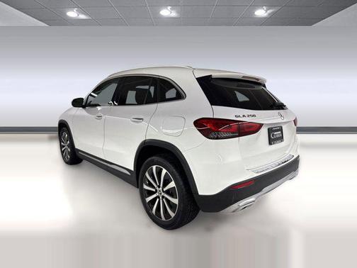 Polar White 2023 Mercedes-Benz GLA 250 Base