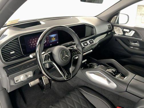 2026 Mercedes-Benz Maybach GLS 600 4MATIC