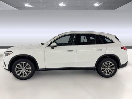 2026 Mercedes-Benz GLC 300 Base