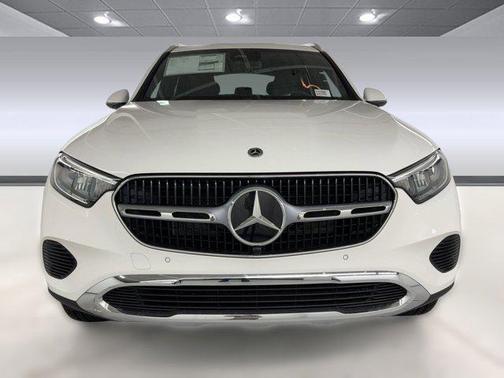 2026 Mercedes-Benz GLC 300 Base