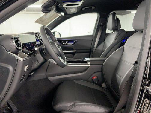 2026 Mercedes-Benz GLC 300 Base