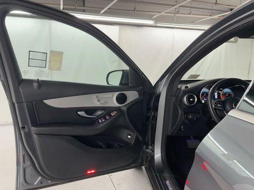 2022 Mercedes-Benz GLC 300 Base