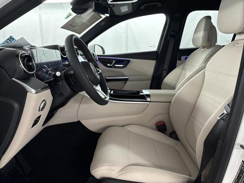 2025 Mercedes-Benz GLC 350e Base