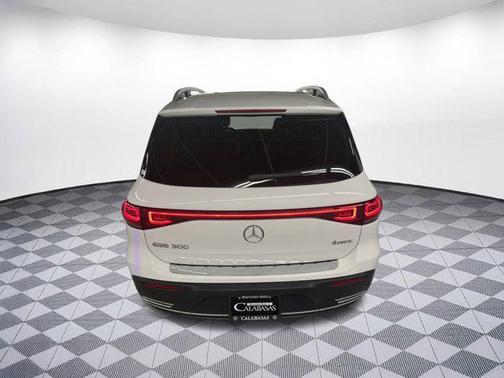 2023 Mercedes-Benz EQB 300 4MATIC
