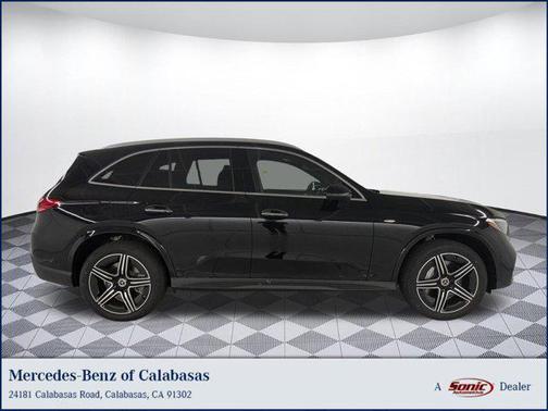 2025 Mercedes-Benz GLC 350e Base