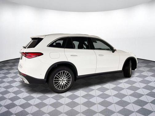 2025 Mercedes-Benz GLC 300 Base