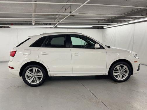 2018 Audi Q3 2.0T Sport Premium
