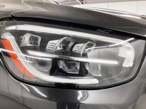 2022 Mercedes-Benz GLC 300 Base