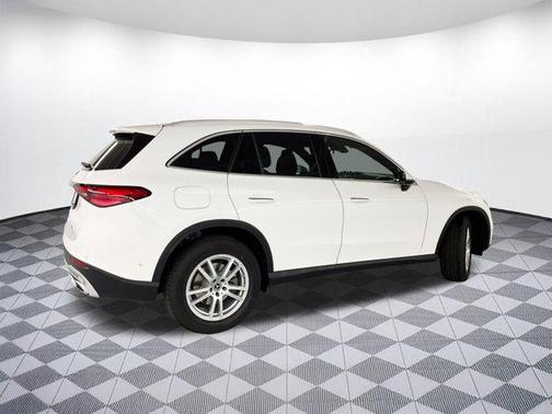 2025 Mercedes-Benz GLC 300 Base