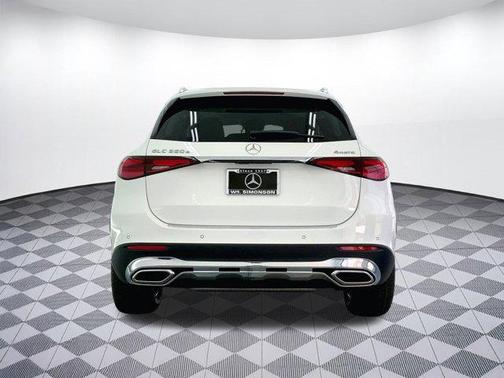 2025 Mercedes-Benz GLC 350e Base