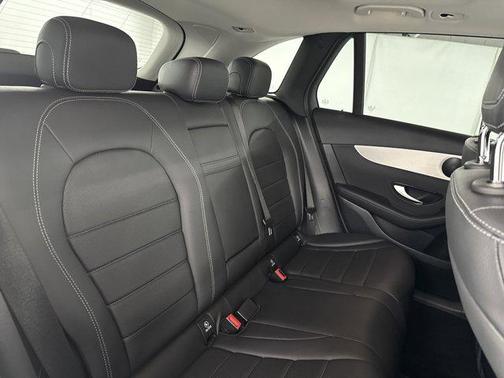 2022 Mercedes-Benz GLC 300 Base