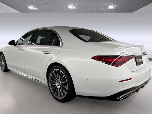 MANUFAKTUR Moonlight White Magno 2026 Mercedes-Benz S-Class 4MATIC