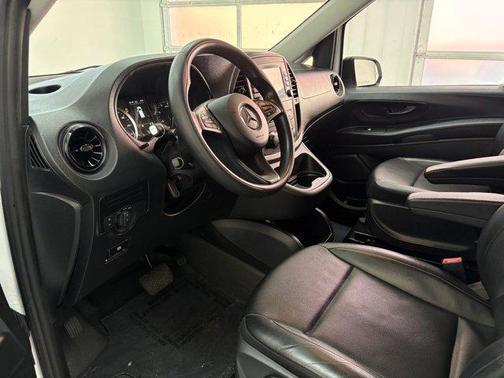 2023 Mercedes-Benz Metris Base