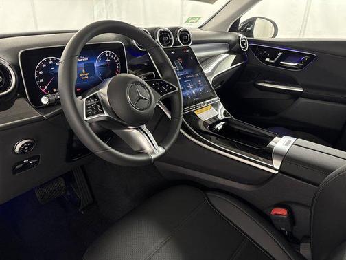 2025 Mercedes-Benz GLC 350e Base