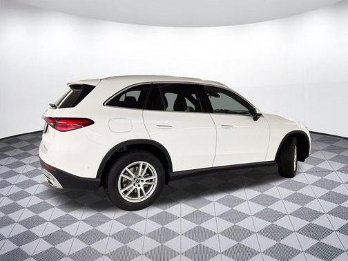 2025 Mercedes-Benz GLC 300 Base