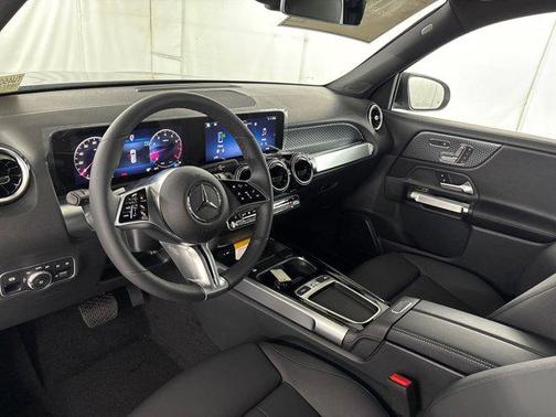 2026 Mercedes-Benz GLB 250 Base
