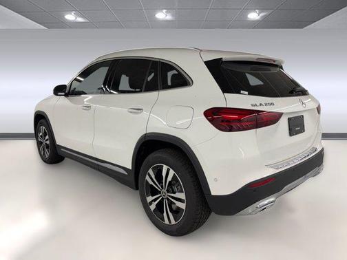 2026 Mercedes-Benz GLA 250 4MATIC