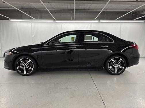 2022 Mercedes-Benz A-Class A 220