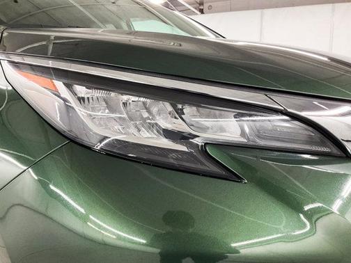 2022 Toyota Sienna LE
