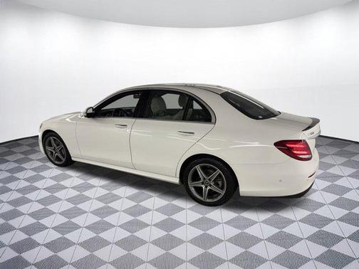 2019 Mercedes-Benz E-Class E 300