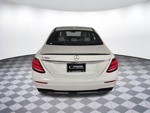 2019 Mercedes-Benz E-Class E 300