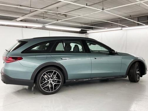 2025 Mercedes-Benz E-Class 4MATIC