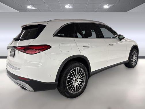 2025 Mercedes-Benz GLC 300 Base