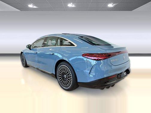 MANUFAKTUR Signature China Blue 2026 Mercedes-Benz EQS 450 4MATIC