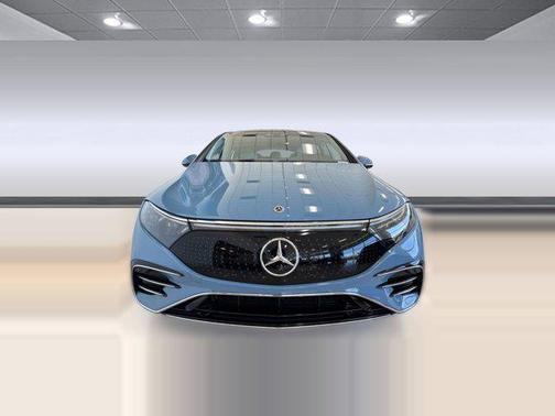 MANUFAKTUR Signature China Blue 2026 Mercedes-Benz EQS 450 4MATIC