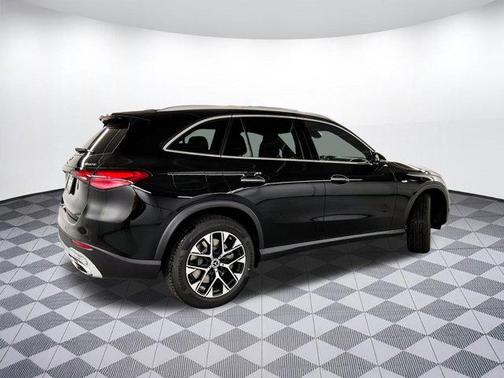 2025 Mercedes-Benz GLC 350e Base