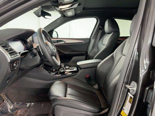 2023 BMW X4 xDrive30i