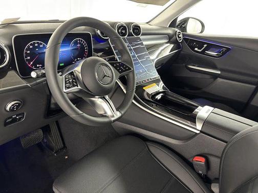 2025 Mercedes-Benz GLC 350e Base