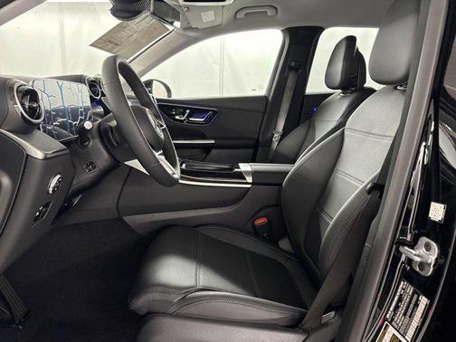 2025 Mercedes-Benz GLC 350e Base