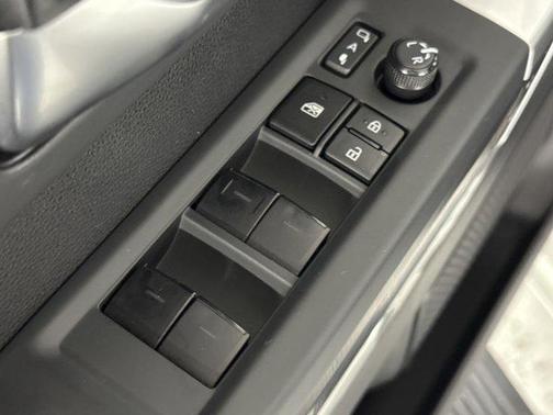 2022 Toyota Tundra Platinum